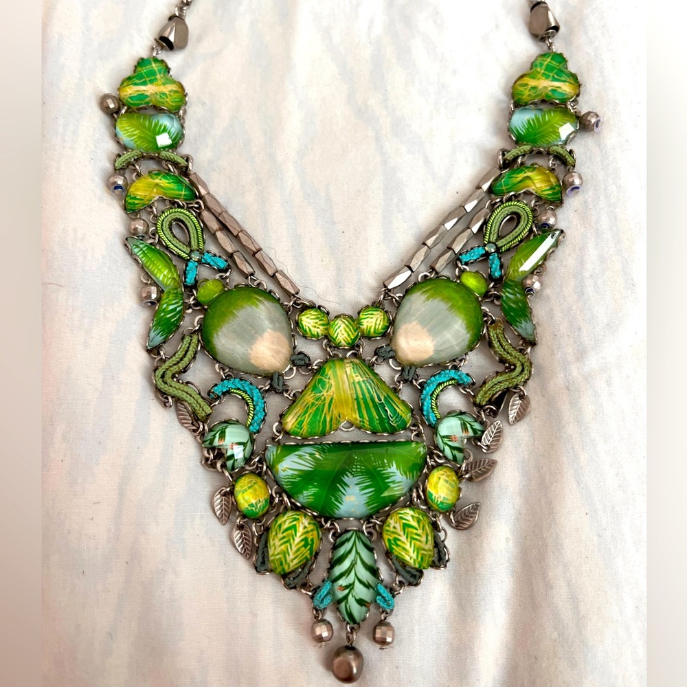 Ayala Bar Necklace palms & Light green hues